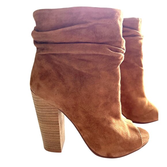 Chinese Laundry Boots Laurel Tan Suede Ankle Peep Toe Pull On Ruched Size 7.5 - Picture 1 of 8